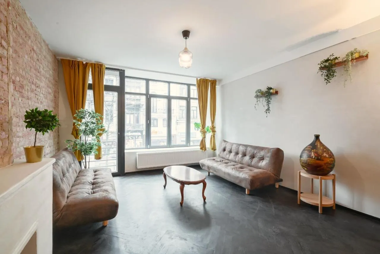 Charming And Spacious Antwerp City Center Apartments Belçika