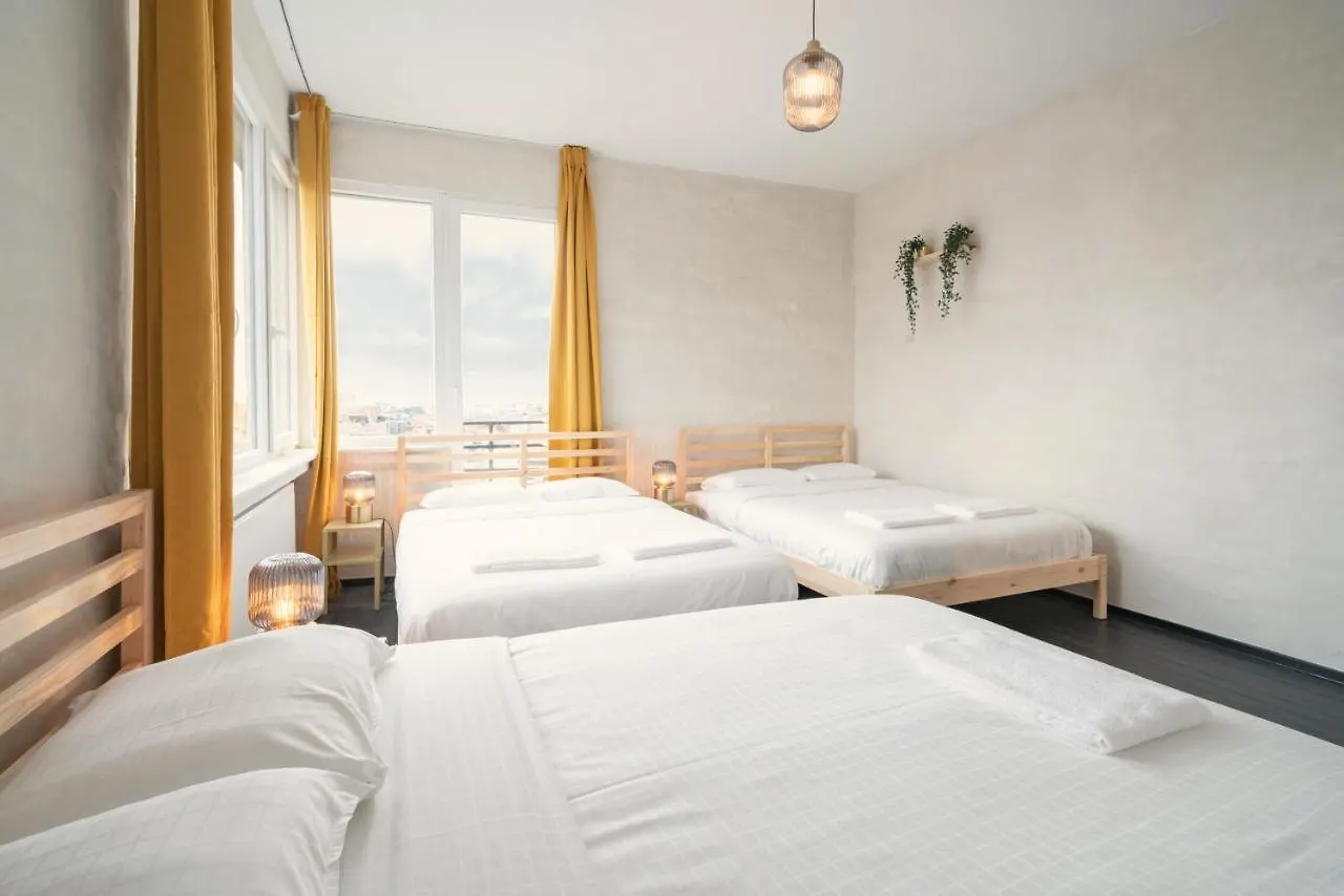 Charming And Spacious Antwerp City Center Apartments 0*,  Belçika