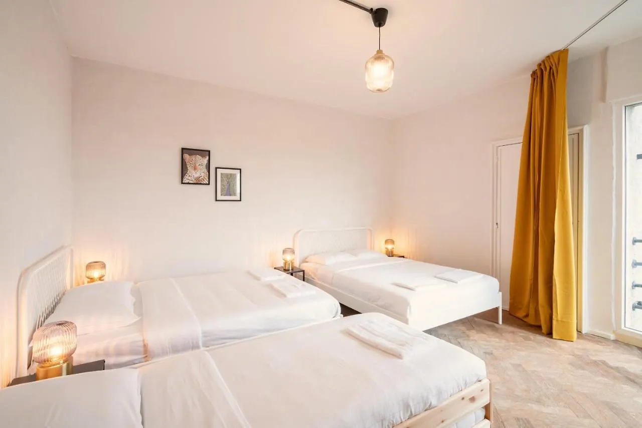 Charming And Spacious Antwerp City Center Apartments Belçika